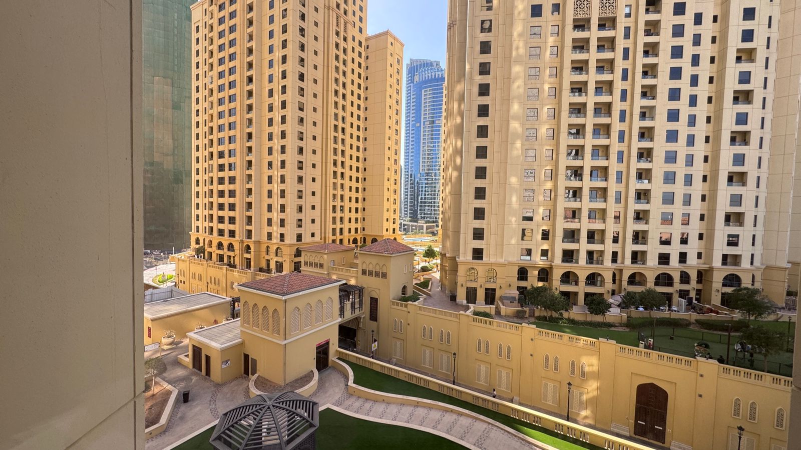  Apartment in Murjan 2