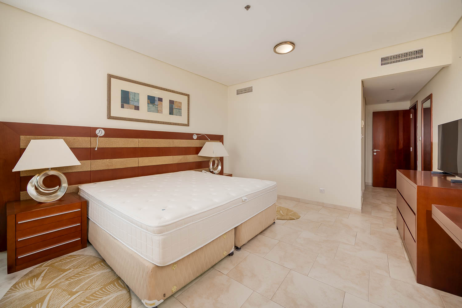 2 Bedrooms Hotel Apartment in Al Fattan Hotel Apartment