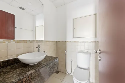 3 Bedrooms Apartment in Rimal 3