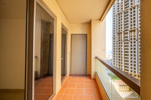 3 Bedrooms Apartment in Sadaf 8