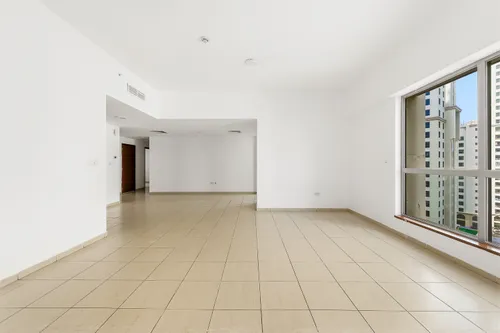 3 Bedrooms Apartment in Sadaf 8