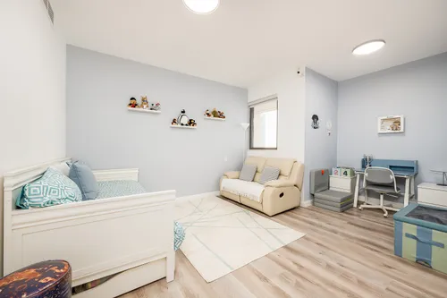 3 Bedrooms Apartment in Murjan 6