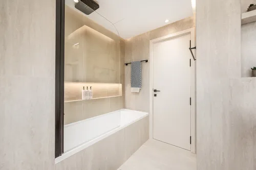 3 Bedrooms Apartment in Murjan 6