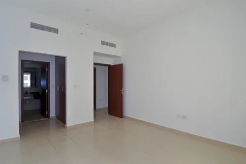 2 Bedrooms Apartment in Sadaf 6