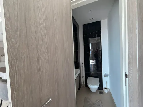 1 Bedroom Apartment in Me Do Re Tower