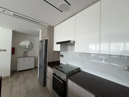 1 Bedroom Apartment in Me Do Re Tower