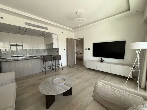 1 Bedroom Apartment in Me Do Re Tower