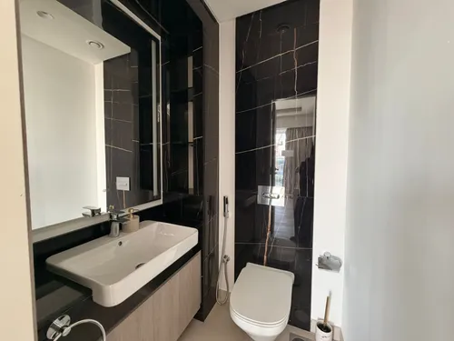 1 Bedroom Apartment in Me Do Re Tower