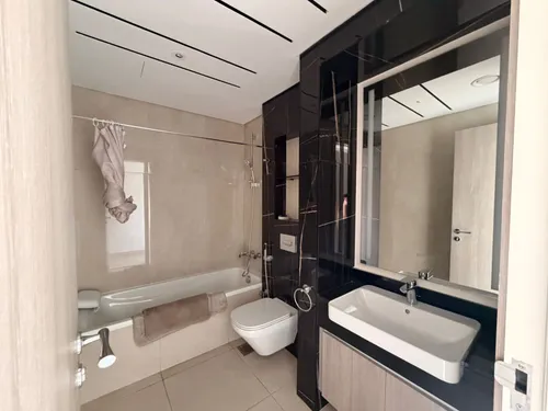 1 Bedroom Apartment in Me Do Re Tower