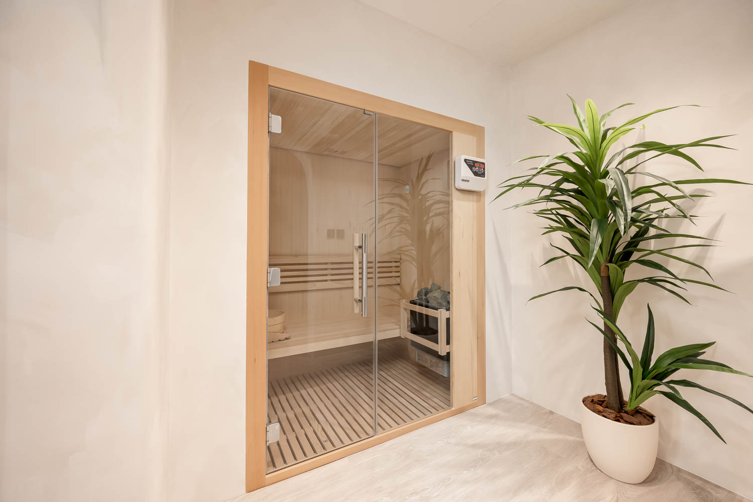 1 Bedroom Apartment in Lake City Tower