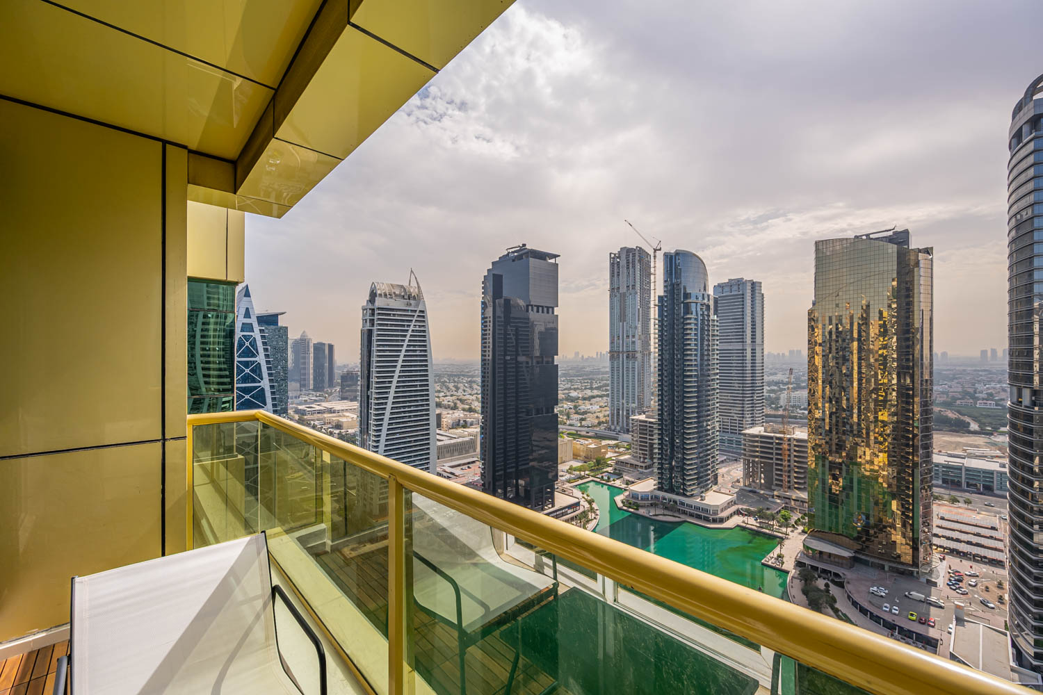 1 Bedroom Apartment in Lake City Tower