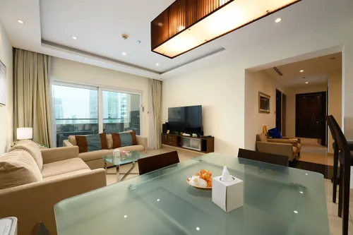 2 Bedrooms Apartment in Bonnington Tower