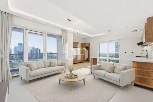 Upgraded | Vacant | Park View | Close to metro