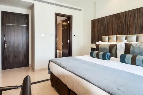 2 Bedrooms Apartment in Bonnington Tower