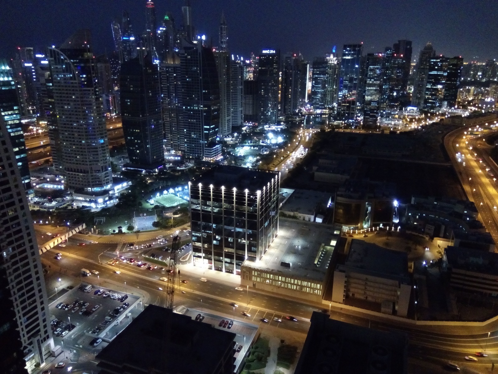 1 Bedroom Apartment in Concorde Tower