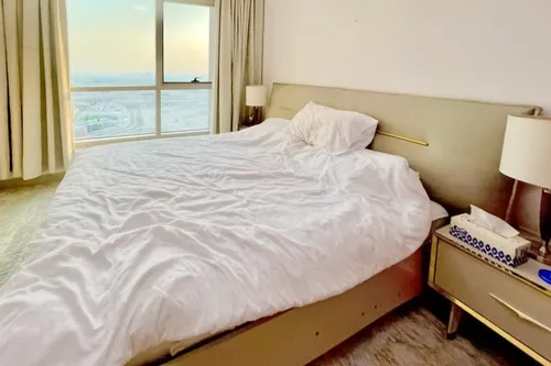 1 Bedroom Apartment in Lake Shore Tower