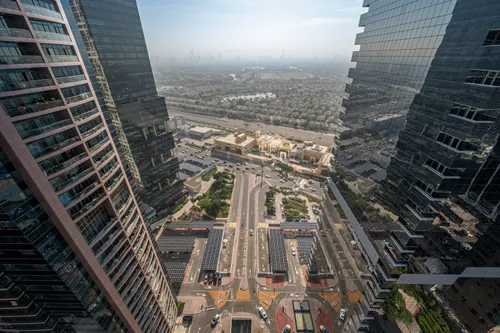 3 Bedrooms Apartment in Goldcrest Views 1