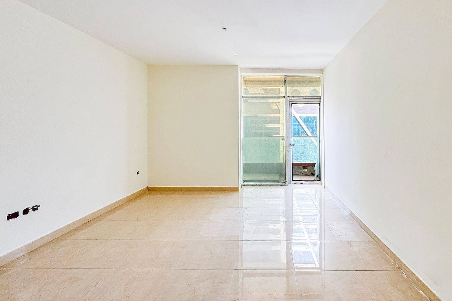 Studio Apartment in Wind Tower 1