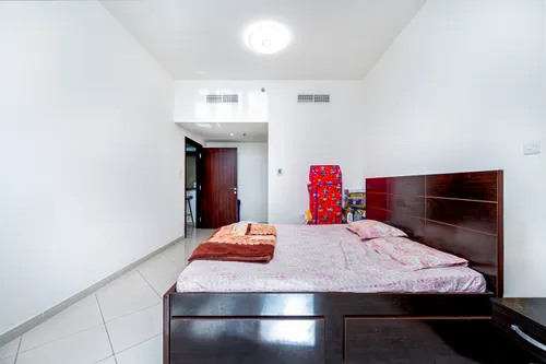 1 Bedroom Apartment in Concorde Tower