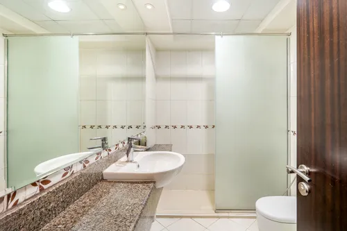 1 Bedroom Apartment in Concorde Tower