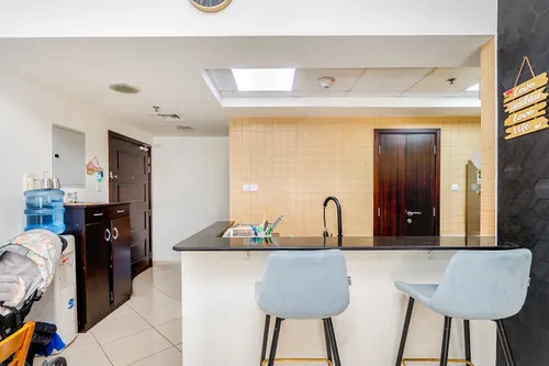 1 Bedroom Apartment in Concorde Tower