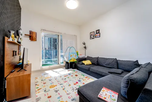 1 Bedroom Apartment in Concorde Tower