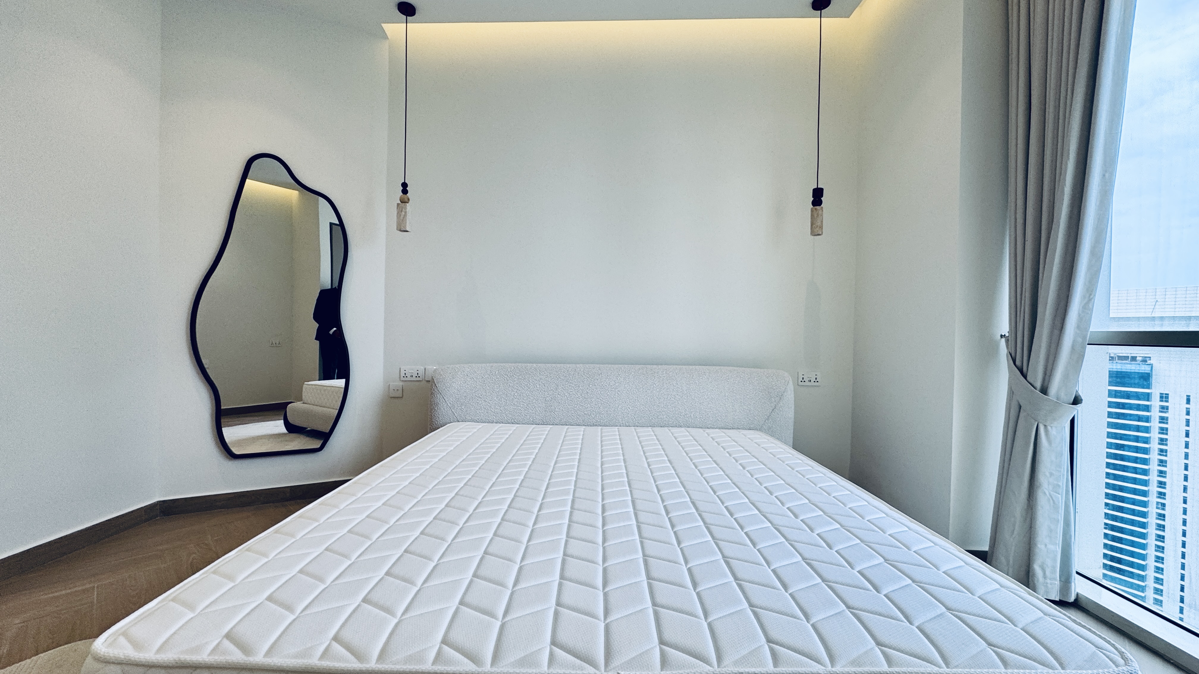 2 Bedrooms Apartment in Lake Shore Tower