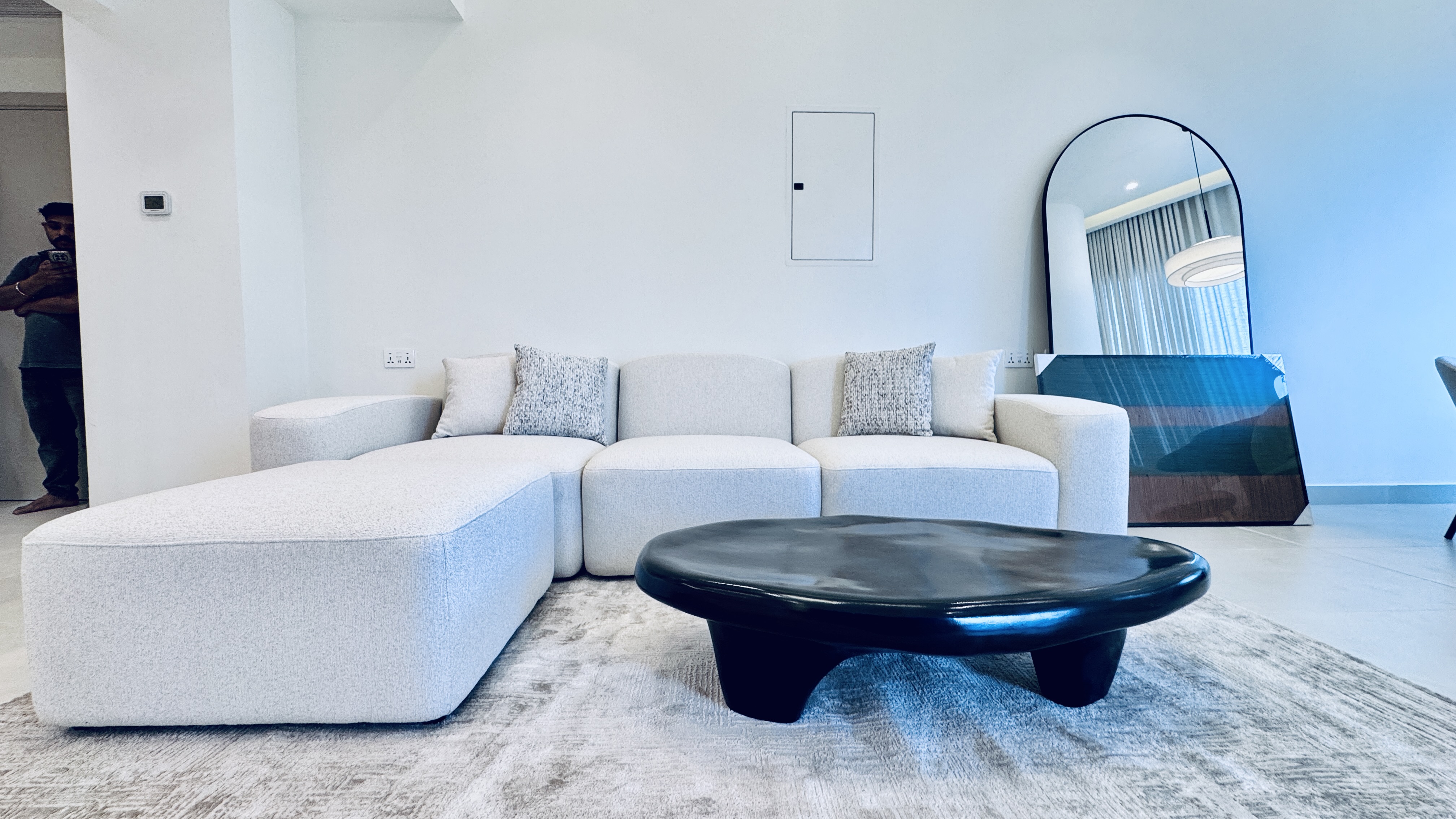 2 Bedrooms Apartment in Lake Shore Tower