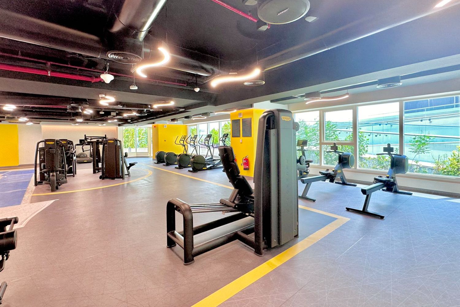 1 Bedroom Apartment in Me Do Re Tower