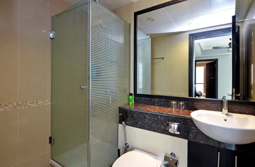 2 Bedrooms Apartment in Goldcrest Views 2