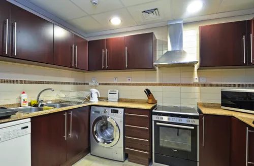 2 Bedrooms Apartment in Goldcrest Views 2