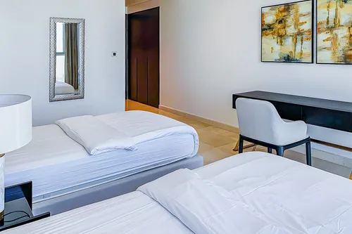 3 Bedrooms Apartment in The Residences JLT