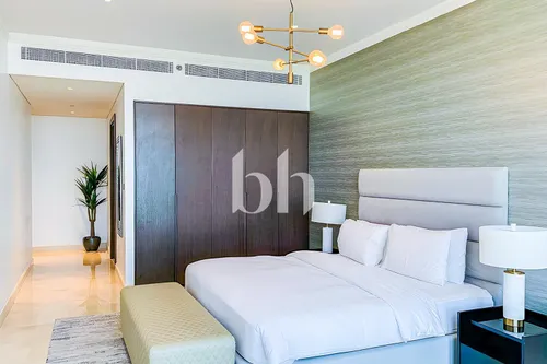 Spacious Luxury | Golf And Marina Skyline Views