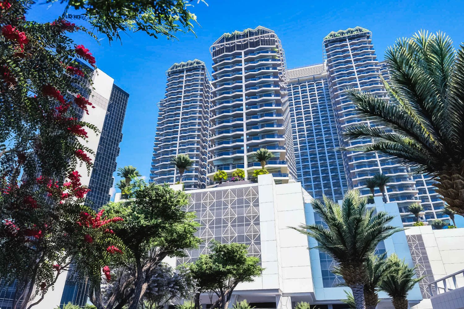  Apartment in Golf Views Seven City