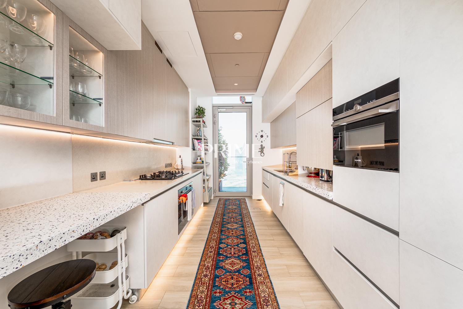 4 Bedrooms Apartment in The Residences JLT