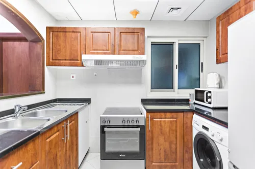  Apartment in Icon Tower 1