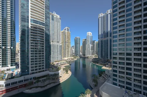 1 Bedroom Apartment in Icon Tower 1