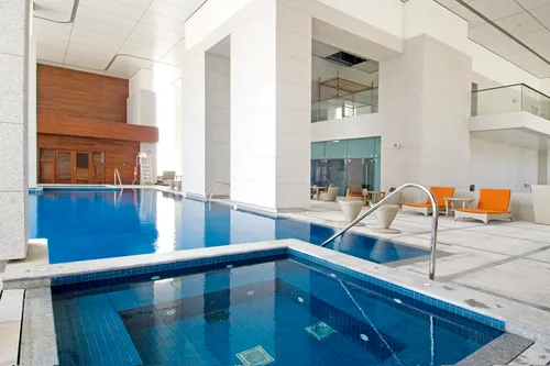 2 Bedrooms Apartment in Bonnington Tower