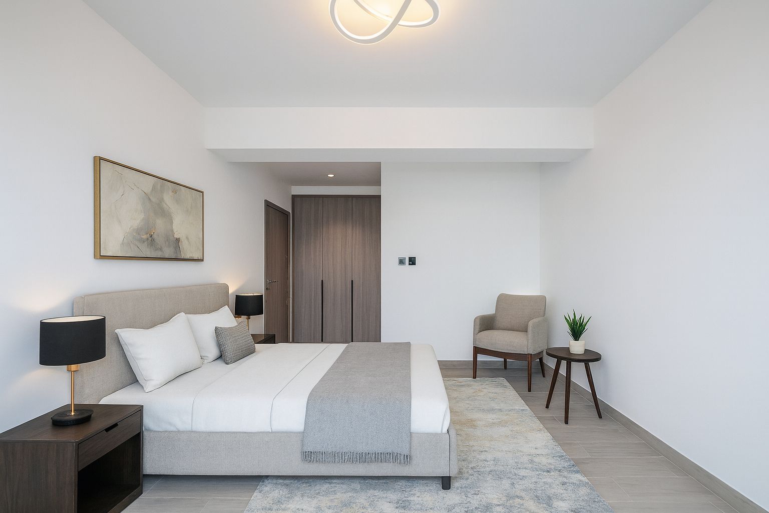 1 Bedroom Apartment in Me Do Re Tower