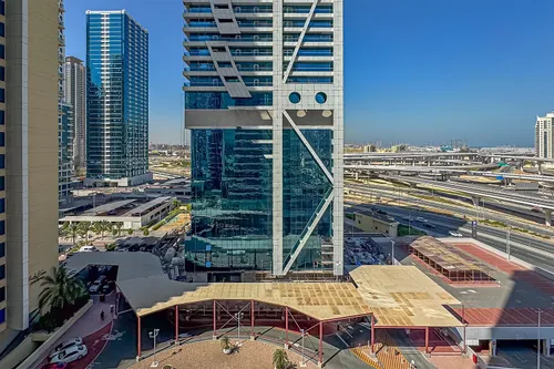  Apartment in Wind Tower 1