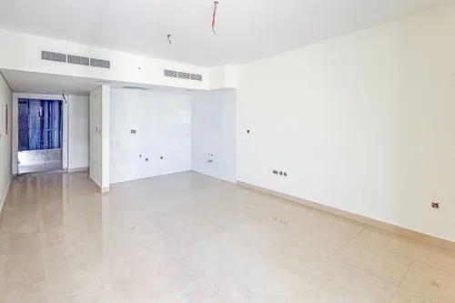  Apartment in Wind Tower 1