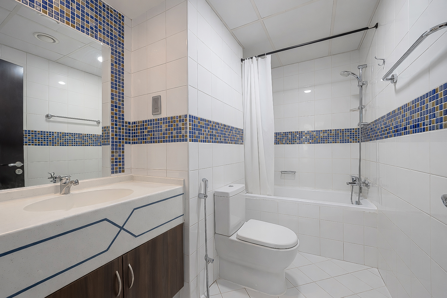 2 Bedrooms Apartment in Indigo Tower