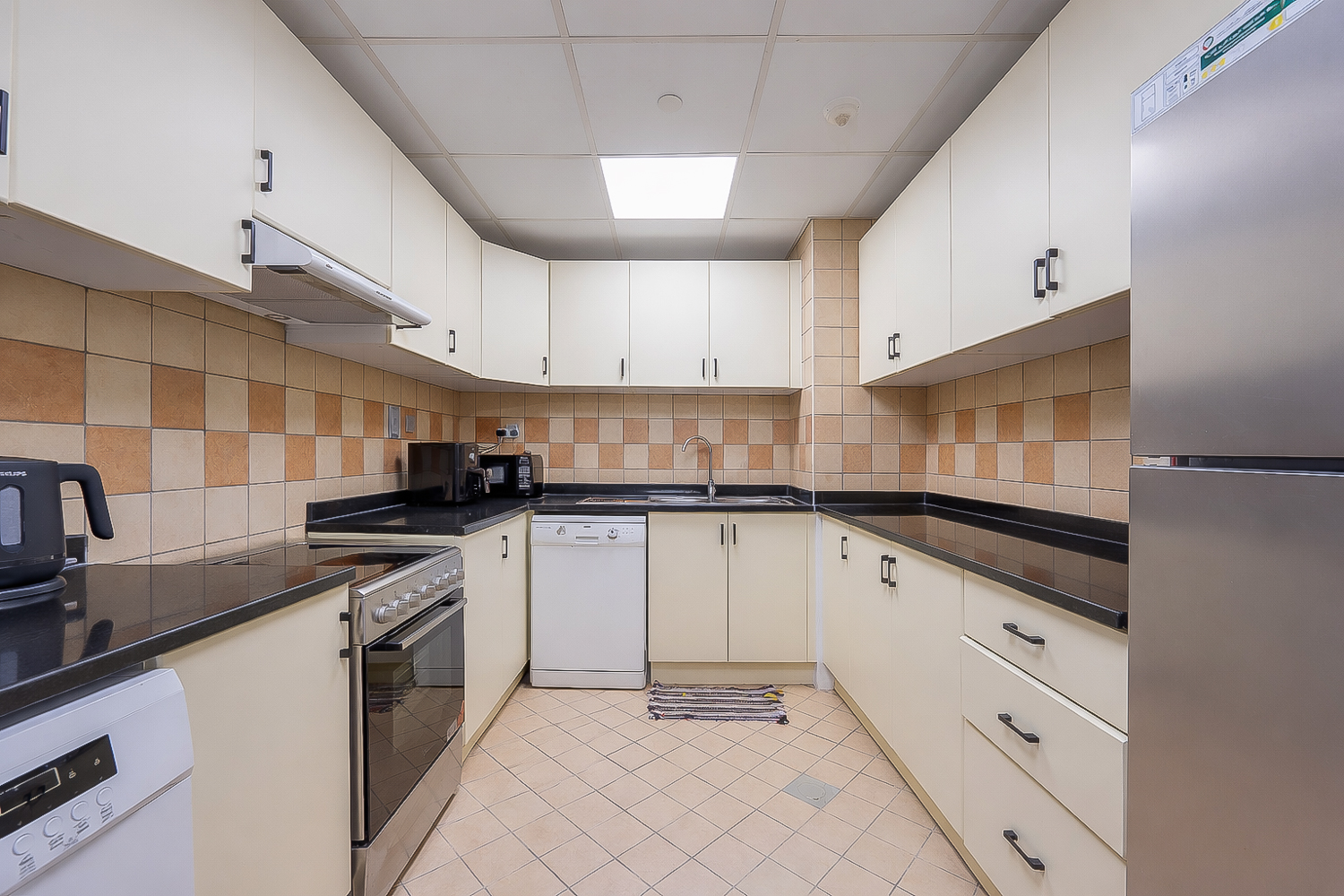 2 Bedrooms Apartment in Indigo Tower