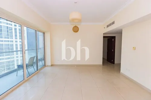 Largest Layout | Mid Floor | Closed Kitchen