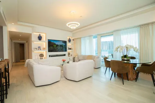 2 Bedrooms Apartment in Me Do Re Tower