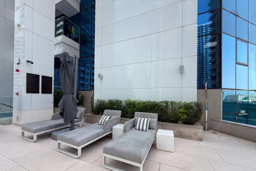 2 Bedrooms Apartment in Me Do Re Tower