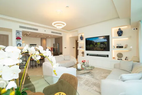 2 Bedrooms Apartment in Me Do Re Tower