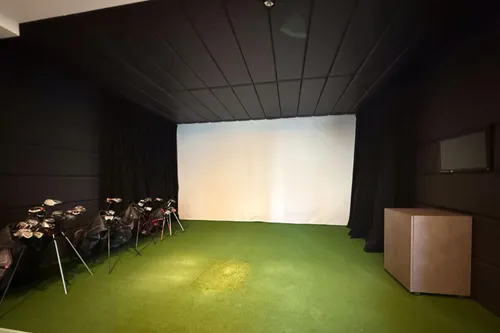 2 Bedrooms Apartment in Me Do Re Tower