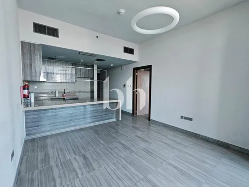 Unfurnished | Mid Floor | Vacant