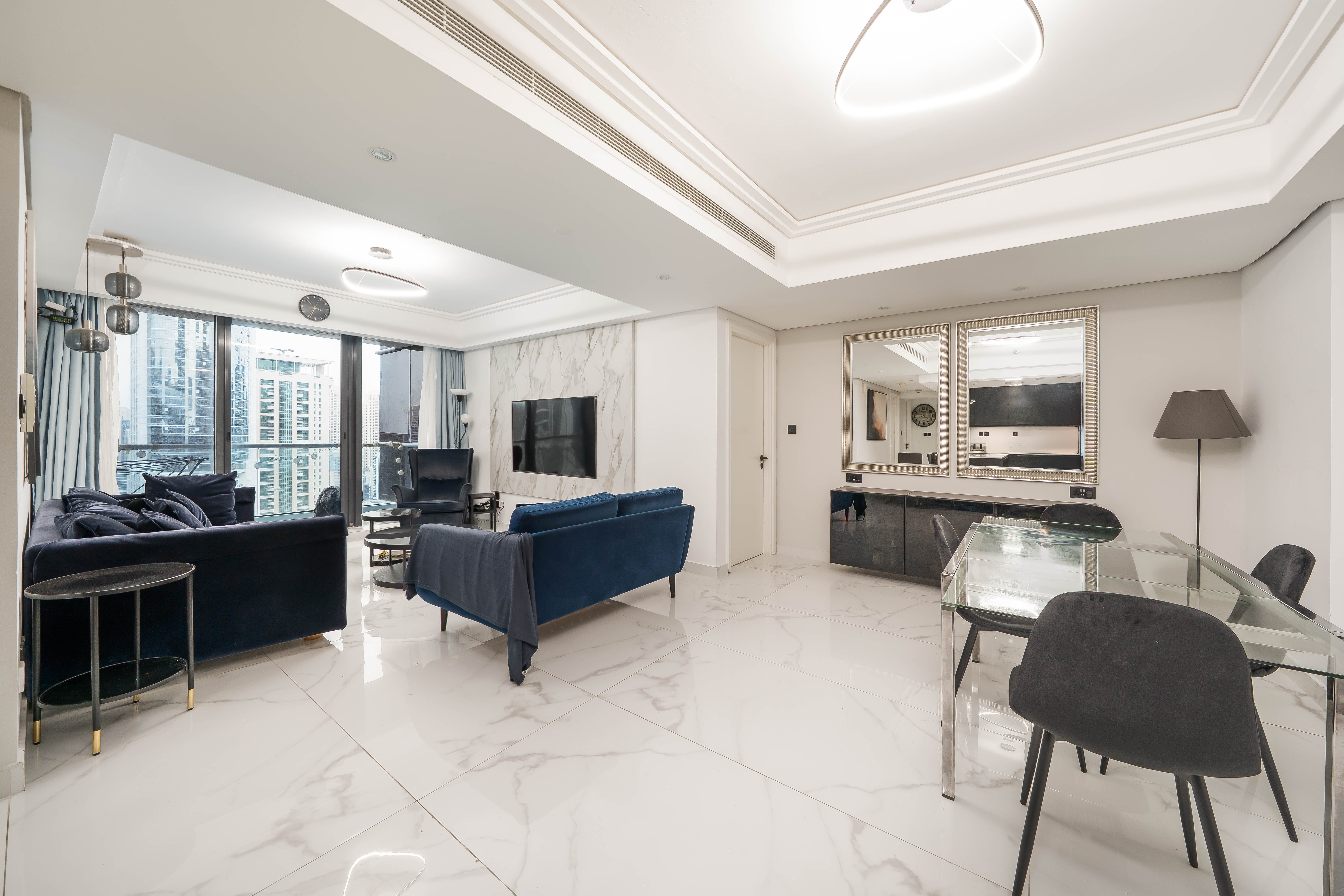 3 Bedrooms Apartment in Goldcrest Views 2